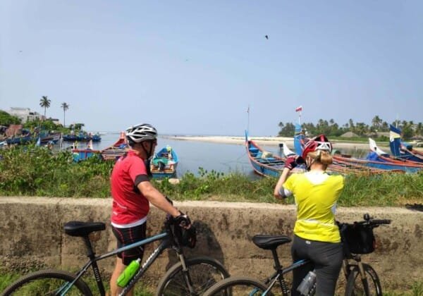 Cycling to Marari Beach