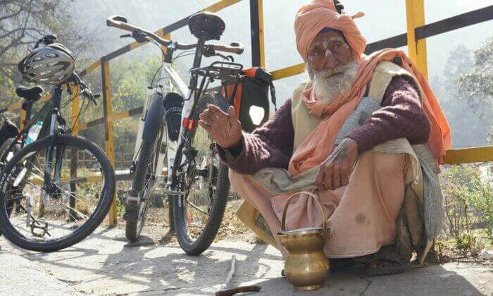 The ethnic Sikh sadhu - Cycling to Chandigarh