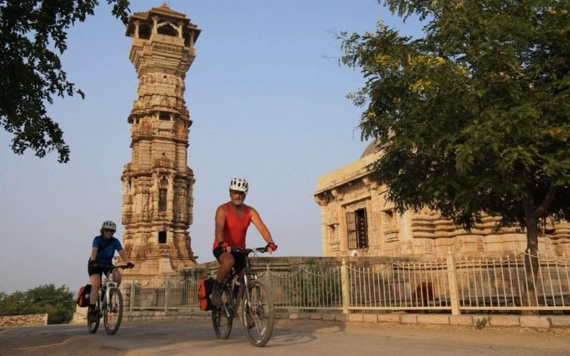 Cycling to Udaipur Cycling to Udaipur